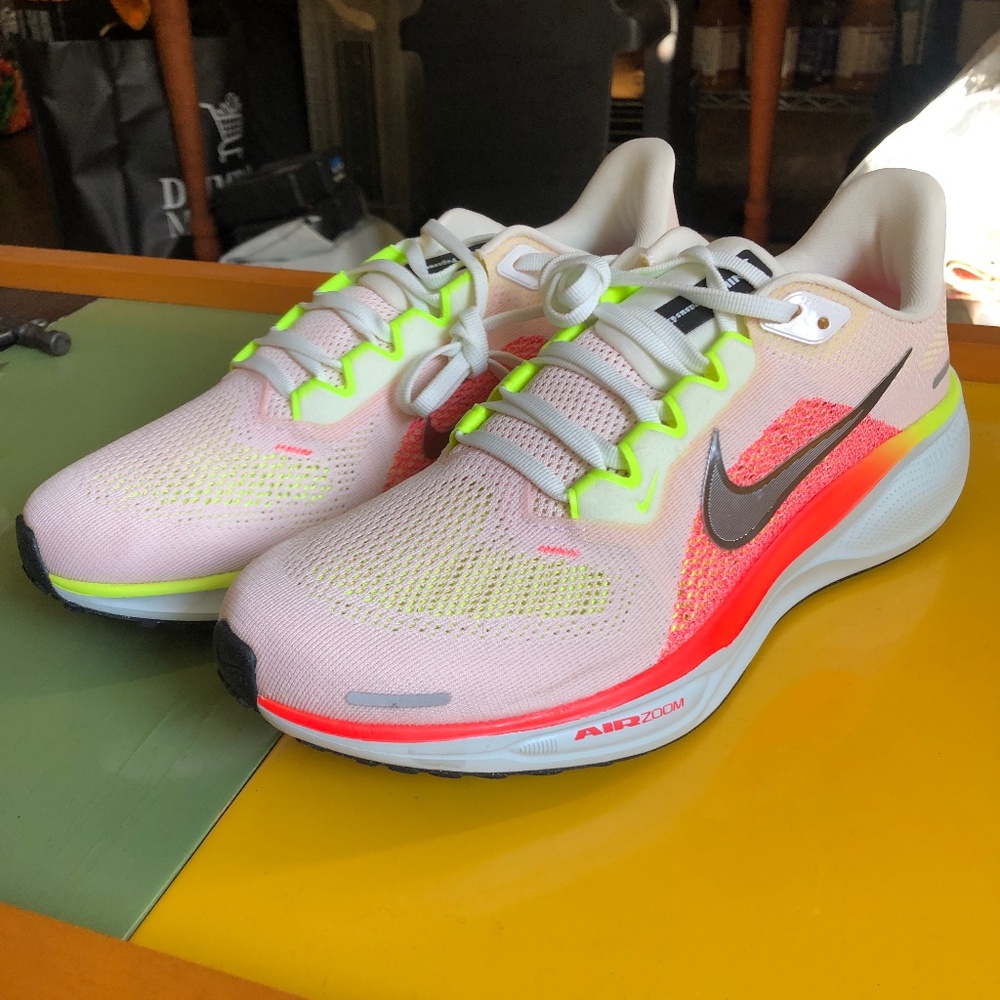 NEW, NEVER WORN — Nike Air Zoom Pegasus 41 Women’s size 9.5